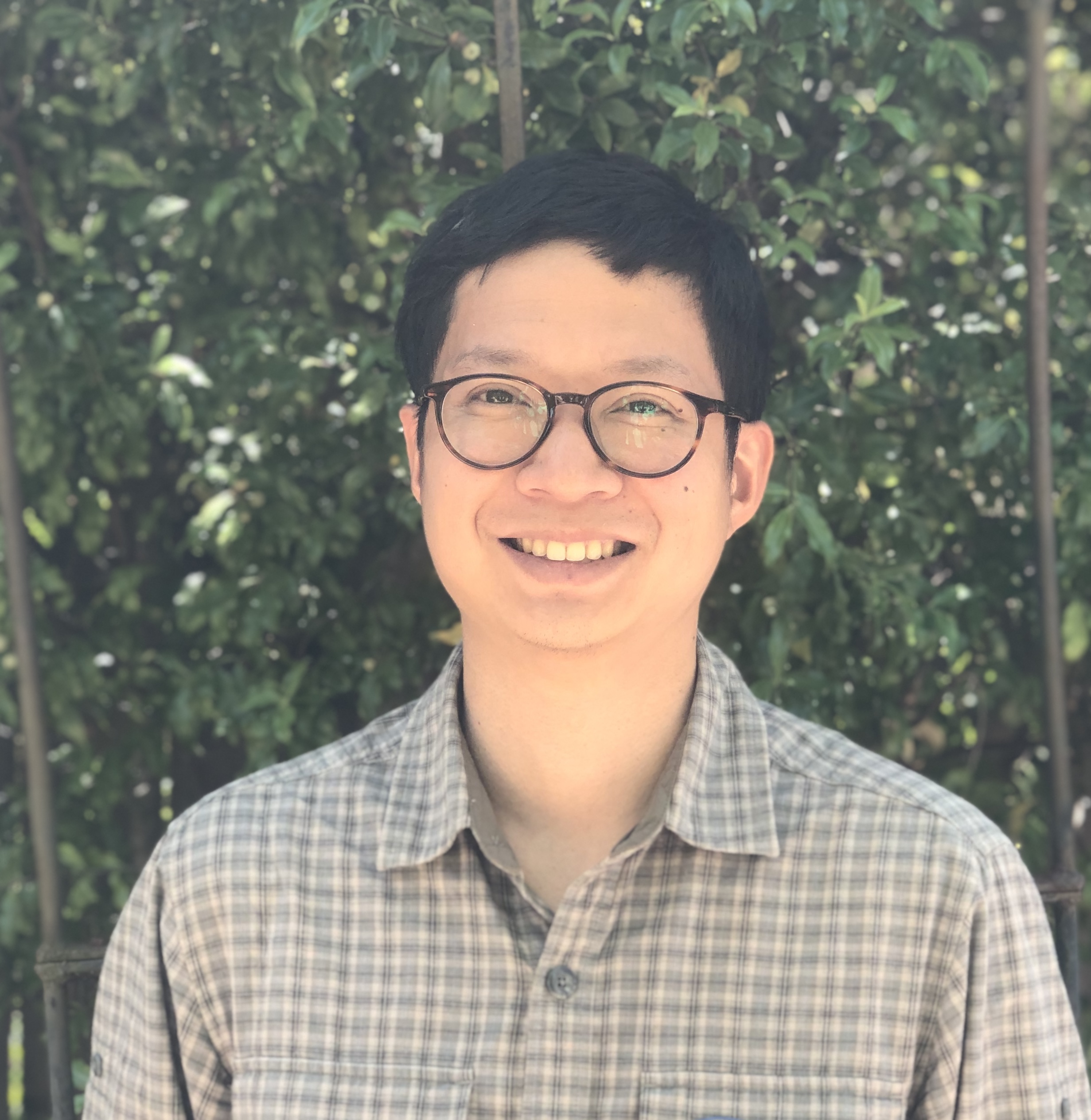 Portrait of Chris Lo